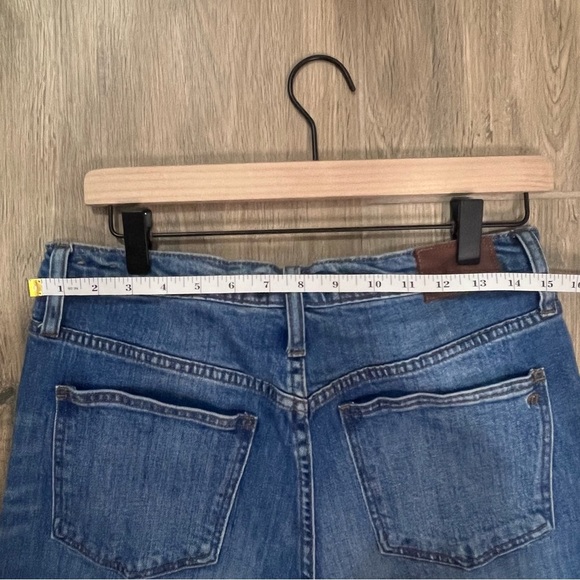 Madewell Jeans The High Rise Slim Boy Distressed Fray Hem Boyfriend Trend Casual - Picture 9 of 12